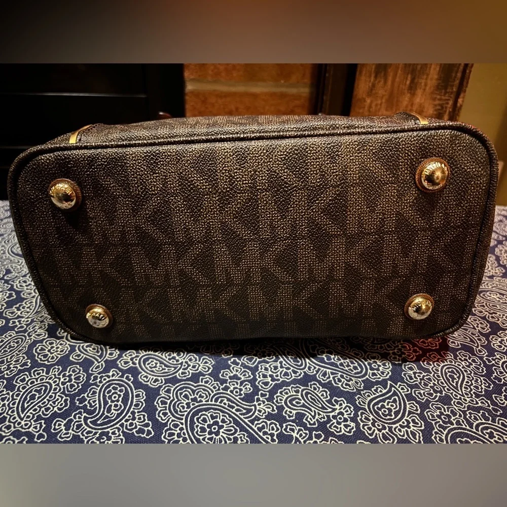 Michael Kors Dark Brown Signature Tote - Picture 4 of 6